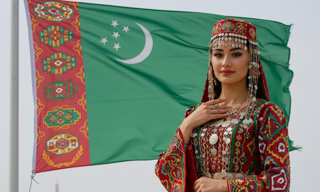 How To Date Turkmenistan Women? img
